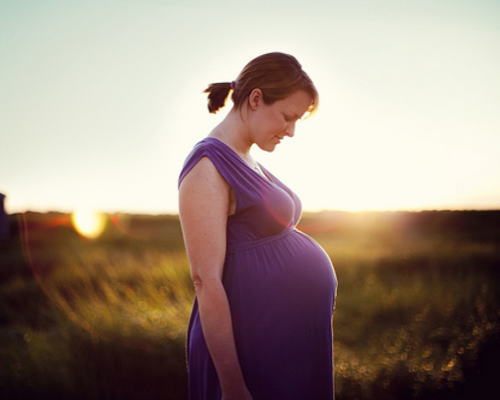 妊婦の写真