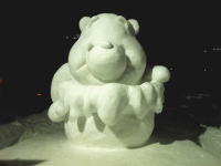 プーさんの雪像(札幌雪まつり)