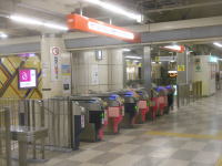 地下鉄西11丁目駅の改札口