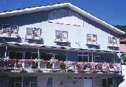 石打M・S館の外観